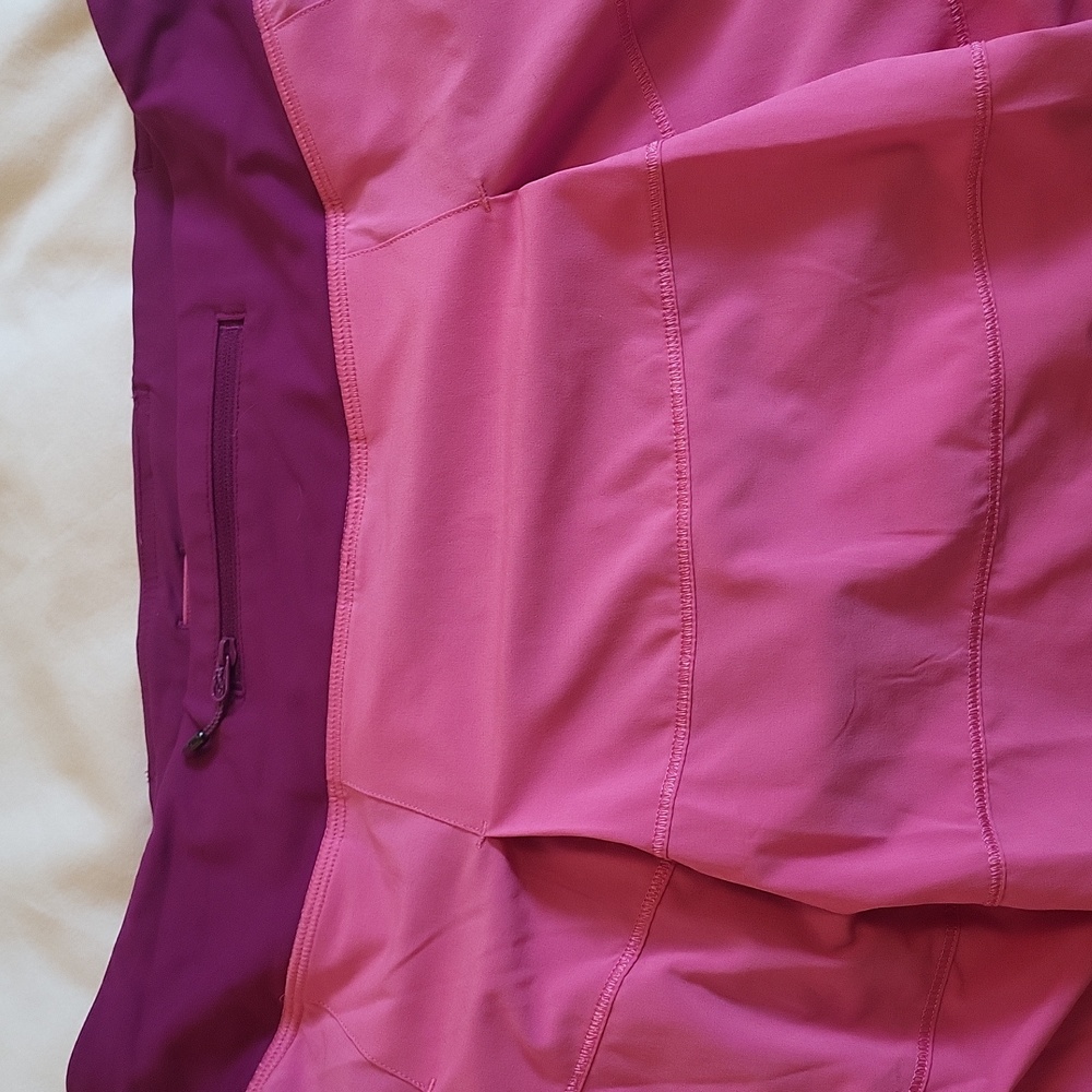 Lululemon Short - Picture 2 of 4